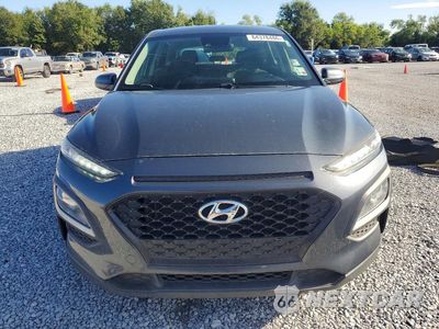 Piąte zdjęcie samochodu w środku: 2019 HYUNDAI KONA SE VIN:KM8K12AAXKU289341 - miniatura