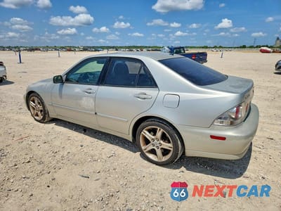 Drugie zdjęcie samochodu z przodu: 2003 LEXUS IS 300 BASE VIN:JTHBD192130073551 - miniatura