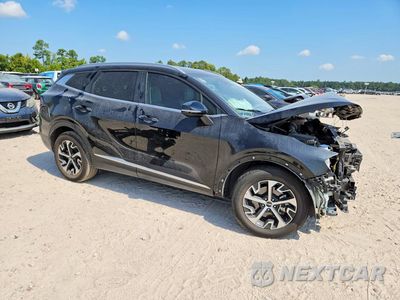 Czwarte zdjęcie samochodu z boku: 2023 KIA SPORTAGE EX VIN:KNDPVCAG6P7042915 - miniatura