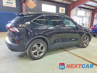 Trzecie zdjęcie samochodu z tyłu: 2025 FORD ESCAPE ST LINE VIN:1FMCU9MN4SUA88862 - miniatura