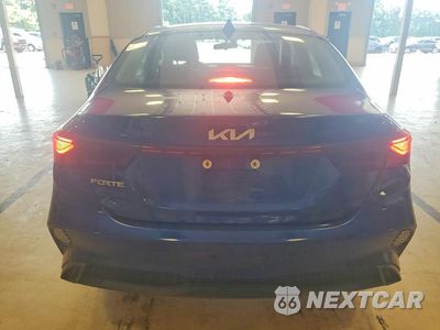 Zdjęcie 6 z 12 samochodu: 2022 KIA FORTE LXS VIN:3KPF24AD1NE500325 - miniatura