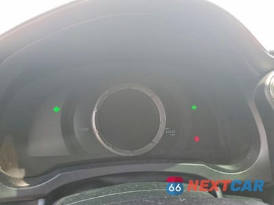 Zdjęcie 9 z 12 samochodu: 2019 LEXUS RC 350 VIN:JTHHZ5BC0K5021125 - miniatura