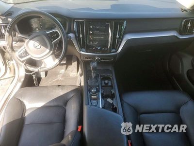 Zdjęcie 8 z 12 samochodu: 2020 VOLVO S60 T5 MOMENTUM VIN:7JR102FKXLG043704 - miniatura
