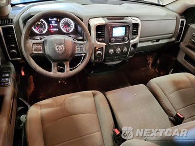 Zdjęcie 8 z 12 samochodu: 2017 RAM 1500 SLT VIN:1C6RR7GT2HS677211 - miniatura