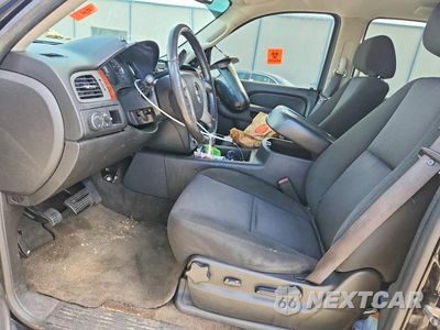 Zdjęcie 7 z 13 samochodu: 2011 GMC YUKON SLE VIN:1GKS1AE06BR350787 - miniatura