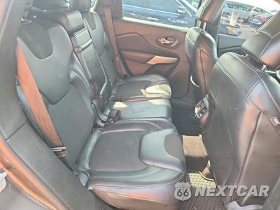 Zdjęcie 11 z 13 samochodu: 2018 JEEP CHEROKEE LATITUDE PLUS VIN:1C4PJLLB5JD565008 - miniatura