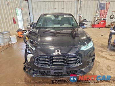 Piąte zdjęcie samochodu w środku: 2025 HONDA HR-V SPORT VIN:3CZRZ2H55SM794917 - miniatura