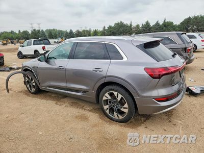 Drugie zdjęcie samochodu z przodu: 2021 AUDI E-TRON PREMIUM VIN:WA1AAAGE5MB019575 - miniatura