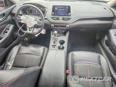 Zdjęcie 8 z 13 samochodu: 2019 NISSAN ALTIMA SR VIN:1N4BL4CW3KC172277 - miniatura