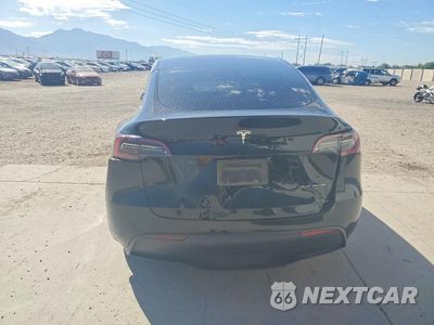 Zdjęcie 6 z 13 samochodu: 2023 TESLA MODEL Y VIN:7SAYGAEE6PF873579 - miniatura