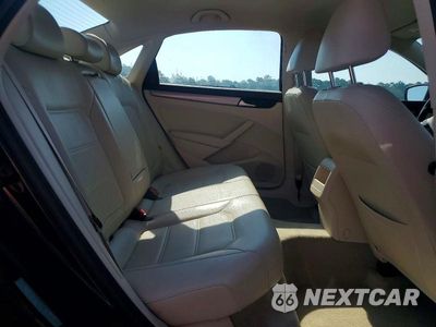 Zdjęcie 10 z 12 samochodu: 2015 VOLKSWAGEN PASSAT S VIN:1VWAT7A38FC092959 - miniatura
