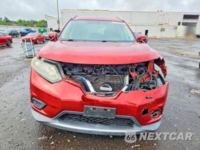 Piąte zdjęcie samochodu w środku: 2015 NISSAN ROGUE SV VIN:5N1AT2MT7FC904295 - miniatura