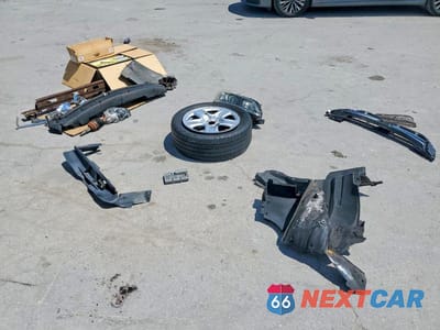 Zdjęcie 13 z 14 samochodu: 2006 PONTIAC TORRENT VIN:2CKDL73F266186294 - miniatura