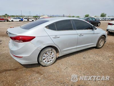 Trzecie zdjęcie samochodu z tyłu: 2018 HYUNDAI ELANTRA SE VIN:5NPD74LF5JH301890 - miniatura