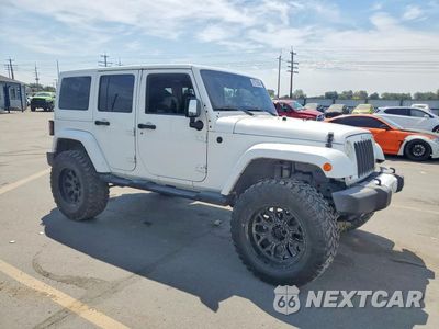 Czwarte zdjęcie samochodu z boku: 2013 JEEP WRANGLER UNLIMITED SAHARA VIN:1C4HJWEG2DL546568 - miniatura