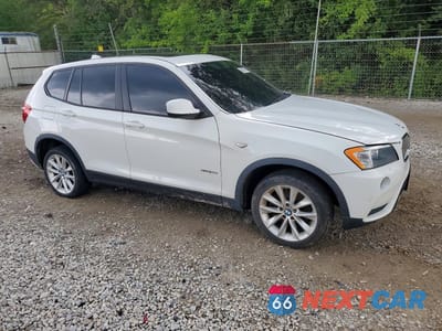 Czwarte zdjęcie samochodu z boku: 2013 BMW X3 XDRIVE28I VIN:5UXWX9C56D0A18088 - miniatura