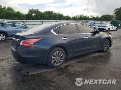 Trzecie zdjęcie samochodu z tyłu: 2015 NISSAN ALTIMA 2.5 S VIN:1N4AL3AP6FC230891 - miniatura