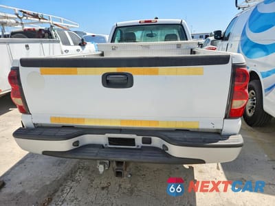 Zdjęcie 6 z 12 samochodu: 2007 CHEVROLET SILVERADO C1500 CLASSIC VIN:1GCEC14V07Z112165 - miniatura