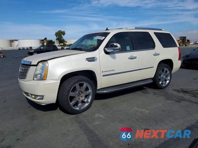 2008 CADILLAC ESCALADE LUXURY 1GYFK63818R197027 - główne zdjęcie licytacji z USA - miniatura