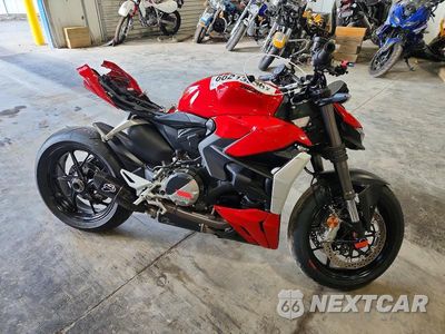 2024 DUCATI STREETFIGHTER V2 ZDMFAKYW7RB007691 - główne zdjęcie licytacji z USA - miniatura
