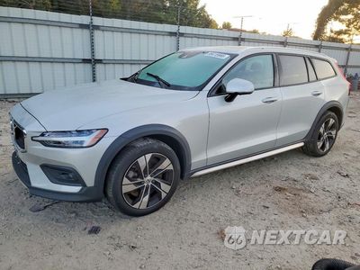 2021 VOLVO V60 CROSS COUNTRY T5 MOMENTUM YV4102WK9M1069341 - główne zdjęcie licytacji z USA - miniatura