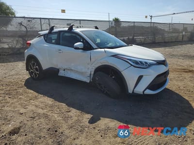 Czwarte zdjęcie samochodu z boku: 2021 TOYOTA C-HR XLE VIN:NMTKHMBX9MR139337 - miniatura
