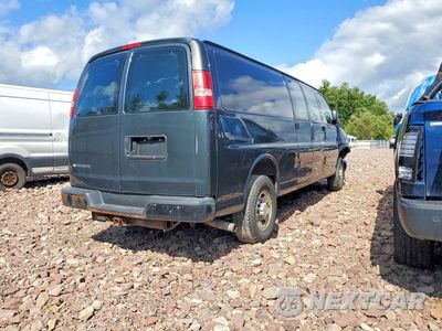 Trzecie zdjęcie samochodu z tyłu: 2017 CHEVROLET EXPRESS G3500 VIN:1GCZGHFG6H1130070 - miniatura