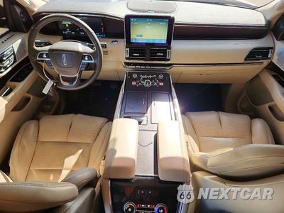 Zdjęcie 8 z 14 samochodu: 2020 LINCOLN NAVIGATOR RESERVE VIN:5LMJJ2LTXLEL01104 - miniatura
