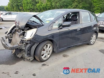 2011 HONDA FIT SPORT JHMGE8H59BC002084 - główne zdjęcie licytacji z USA - miniatura