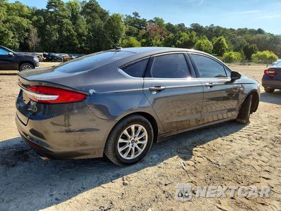 Trzecie zdjęcie samochodu z tyłu: 2017 FORD FUSION S VIN:3FA6P0G72HR387547 - miniatura