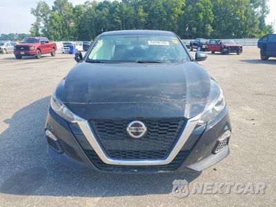 Piąte zdjęcie samochodu w środku: 2019 NISSAN ALTIMA S VIN:1N4BL4BVXKC254564 - miniatura