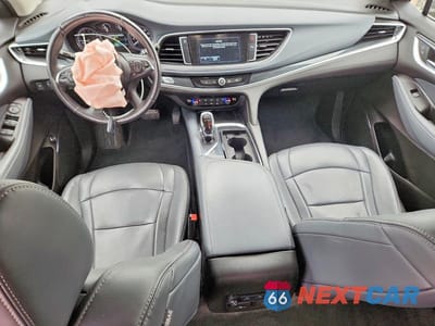 Zdjęcie 8 z 12 samochodu: 2019 BUICK ENCLAVE ESSENCE VIN:5GAERBKW7KJ318897 - miniatura