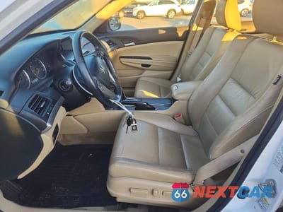 Zdjęcie 7 z 12 samochodu: 2012 HONDA ACCORD SE VIN:1HGCP2F61CA116033 - miniatura