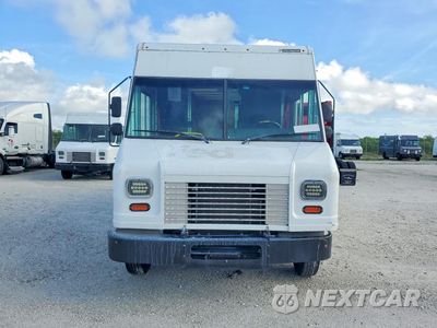 Piąte zdjęcie samochodu w środku: 2021 FORD F59 DELIVERY VAN VIN:1F65F5KN5M0A09344 - miniatura