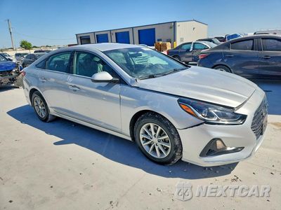 Czwarte zdjęcie samochodu z boku: 2019 HYUNDAI SONATA SE VIN:5NPE24AF0KH769520 - miniatura