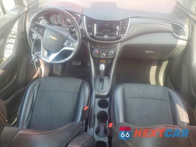 Zdjęcie 8 z 13 samochodu: 2019 CHEVROLET TRAX 1LT VIN:3GNCJLSB7KL117503 - miniatura