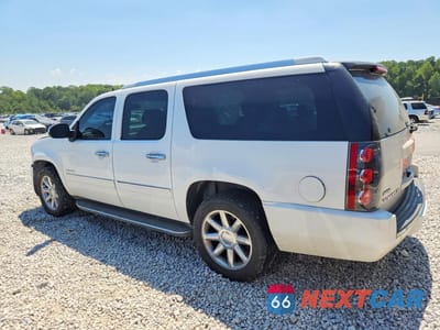 Drugie zdjęcie samochodu z przodu: 2011 GMC YUKON XL DENALI VIN:1GKS1MEF0BR216461 - miniatura