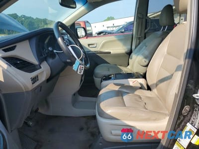 Zdjęcie 7 z 13 samochodu: 2015 TOYOTA SIENNA XLE 8-PASSENGER VIN:5TDYK3DC6FS539201 - miniatura
