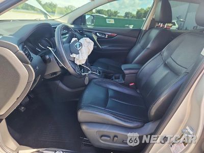 Zdjęcie 7 z 14 samochodu: 2017 NISSAN ROGUE SPORT SL VIN:JN1BJ1CP8HW008931 - miniatura