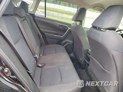 Zdjęcie 11 z 14 samochodu: 2019 TOYOTA RAV4 LE VIN:JTMF1RFV5KJ004668 - miniatura