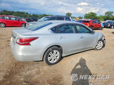 Trzecie zdjęcie samochodu z tyłu: 2014 NISSAN ALTIMA 2.5 VIN:1N4AL3AP4EN381733 - miniatura