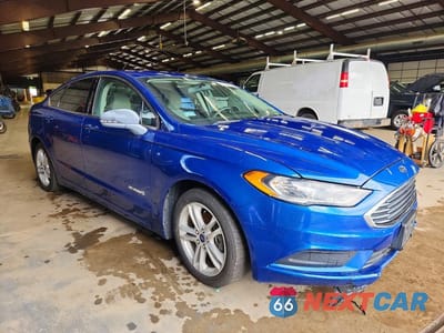 Czwarte zdjęcie samochodu z boku: 2018 FORD FUSION S HYBRID VIN:3FA6P0UU1JR122926 - miniatura