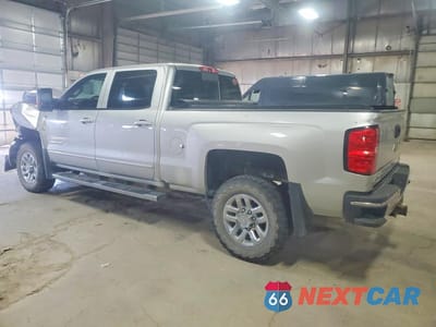 Drugie zdjęcie samochodu z przodu: 2017 CHEVROLET SILVERADO K3500 LT VIN:1GC4KZCY3HF229041 - miniatura