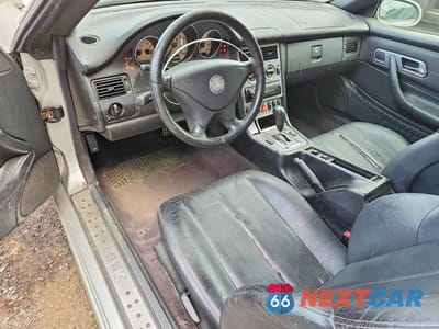 Zdjęcie 8 z 12 samochodu: 2002 MERCEDES-BENZ SLK 230 KOMPRESSOR VIN:WDBKK49F32F264832 - miniatura