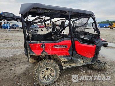 Czwarte zdjęcie samochodu z boku: 2018 HONDA SXS1000M UTILITY VEHICLE VIN:1HFVE0428J4203544 - miniatura
