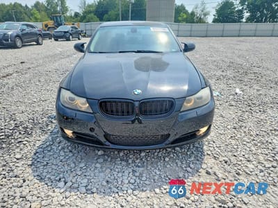 Piąte zdjęcie samochodu w środku: 2011 BMW 335 XI VIN:WBAPL5C58BA982686 - miniatura
