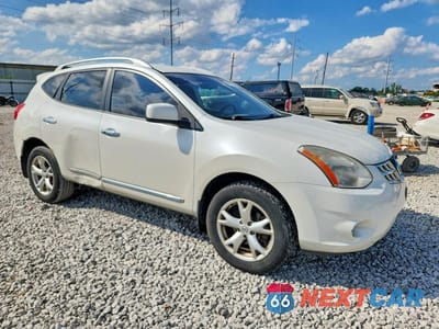 Czwarte zdjęcie samochodu z boku: 2011 NISSAN ROGUE S VIN:JN8AS5MV8BW266839 - miniatura
