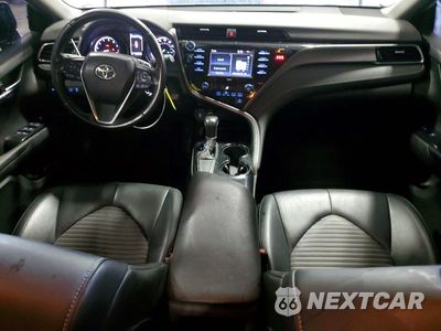 Zdjęcie 8 z 12 samochodu: 2020 TOYOTA CAMRY SE NIGHTSHADE VIN:4T1G11AK7LU345956 - miniatura