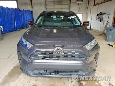 Piąte zdjęcie samochodu w środku: 2024 TOYOTA RAV4 XLE VIN:2T3W1RFV5RW305355 - miniatura