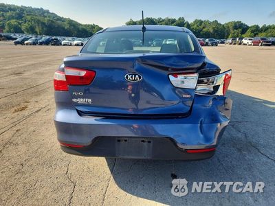 Zdjęcie 6 z 12 samochodu: 2016 KIA RIO LX VIN:KNADM4A3XG6659309 - miniatura
